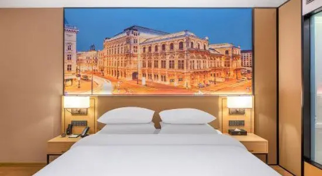 Люкс Vienna International Hotel