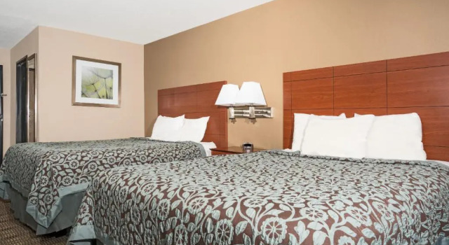 Двухместный люкс Days Inn by Wyndham Mankato