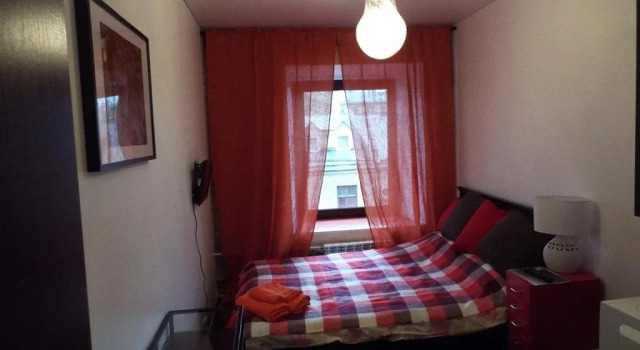 Apartment on Muchnoy pereulok, Забронировать Апартаменты/квартира Отели Санкт-Петербурга с парковкой, рядом с Станция метро «Сенная Площадь», Парковка