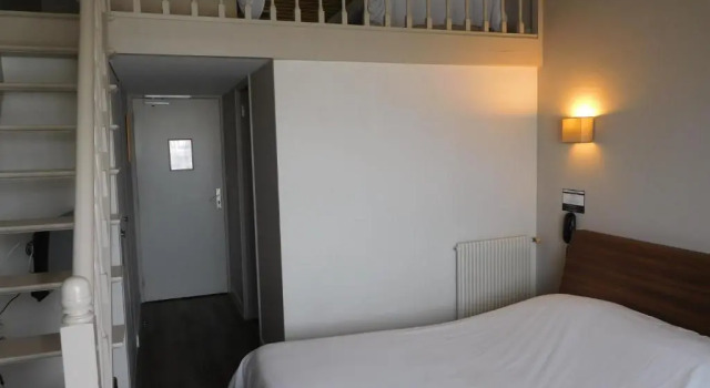 CitHotel Logis Le Chêne Vert, Забронировать Отель Отели Ле-Сабль-д'Олон 3 звезды, 3*
