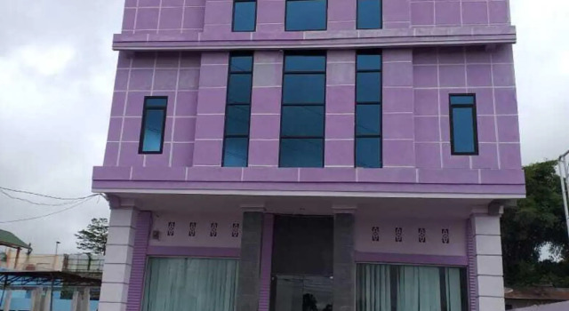 Suite Pakar Hotel, Rezerwuj Hotel Berastagi Sumatra