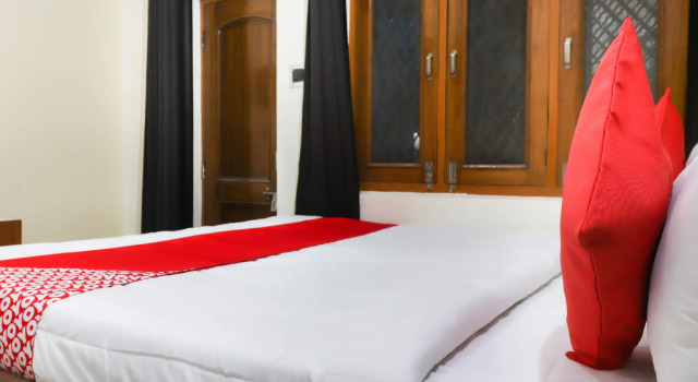 OYO 63155 Hotel Star View, Забронировать Отель Морадабад штат Уттар-Прадеш, рядом с Железнодорожная станция Морадабад