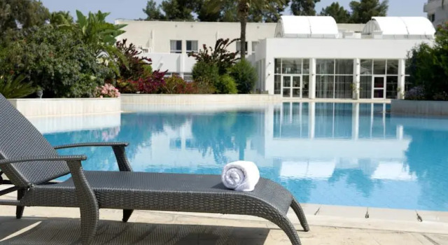 Hilton Park Nicosia, Забронировать Отель Отели Никосии 4 звезды, рядом с Center of Visual Art and Research, 4*