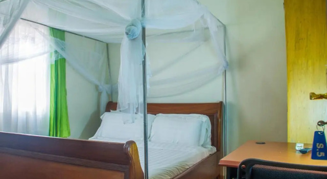 Deluxe chambre Sandton Hotel Kasese