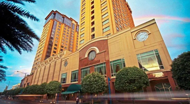 Полулюкс The Bellevue Manila