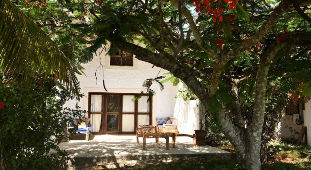 Семейный коттедж с видом на море Shooting Star Boutique Hotel