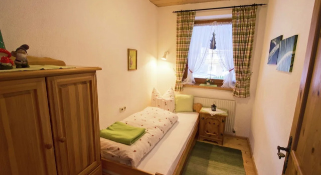 Charming Apartment in Ehrwald With Roofed Terrace, Забронировать Апартаменты/квартира Апартаменты Тироля, Апартаменты/квартира
