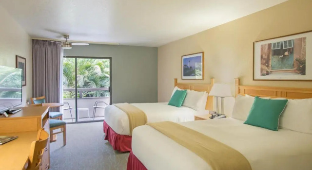 Четырёхместный номер Standard Colton Inn