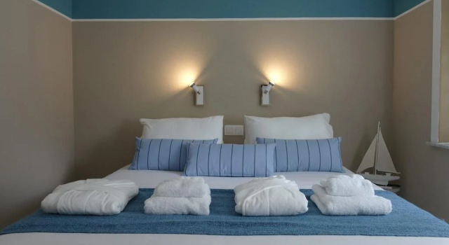 Bed  Breakfast les Sont dAilleurs