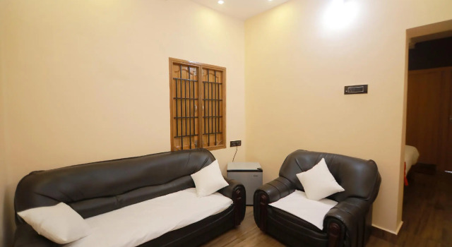 OYO 35618 Grace Residency, Забронировать Отель Отели штата Тамилнада 3 звезды, 3*