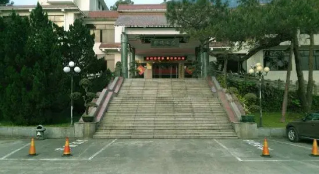 Gongde Villa, Book Villa Xishan Guangxi