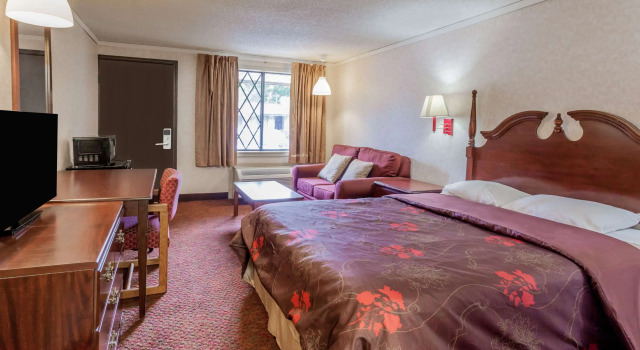 Студия Knights Inn Farmington Hills
