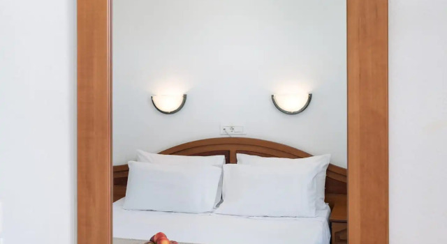 Номер Superior Koukounaries Beach Hotel