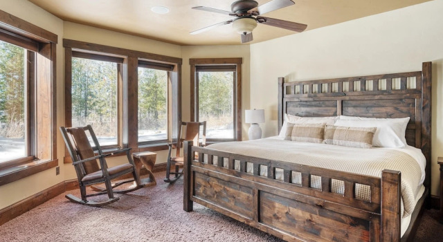 Вилла с 4 комнатами Big Pine by Avantstay Stunning Secluded Oregon Home w/ Hot Tub