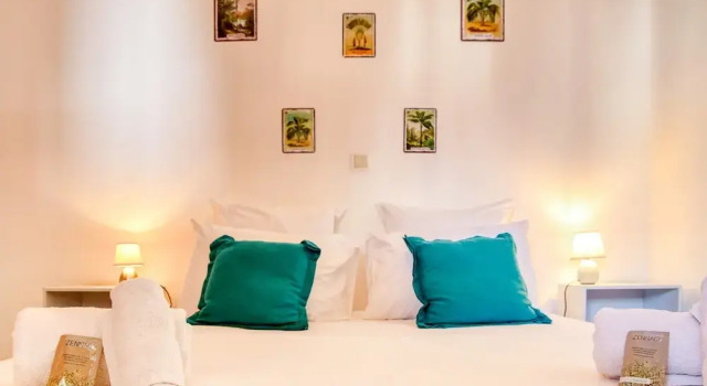 Modern Comfort by the Lagoon, Boek Hotel La Celle-sous-Gouzon Limousin