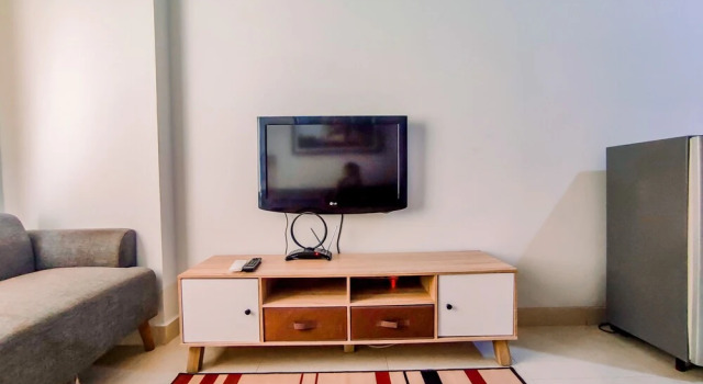 Cozy And Comfort Stay 1Br Apartment At Warhol (W/R) Residences, Réserver Appartement Appartements à Semarang, près de Parc Simpang Lima, Appartement