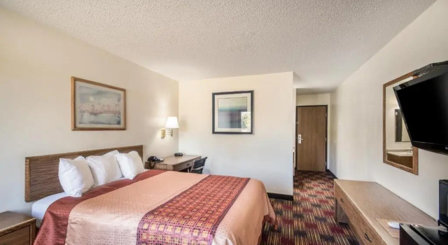 Номер Standard Americas Best Value Inn & Suites Harrisonville