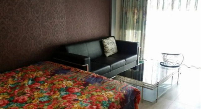 Da Lian Happy Time 80 90, Book Hotel Dalian 