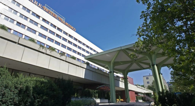 Danubius Hotel Flamenco, Забронировать Отель 11. Уйбуда 