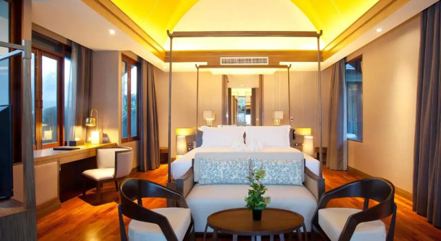 Вилла с бассейном с 2 комнатами рядом с пляжем Graceland Khaolak Beachfront Resort