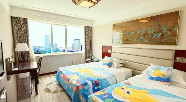 Семейный люкс Huanghai Hotel