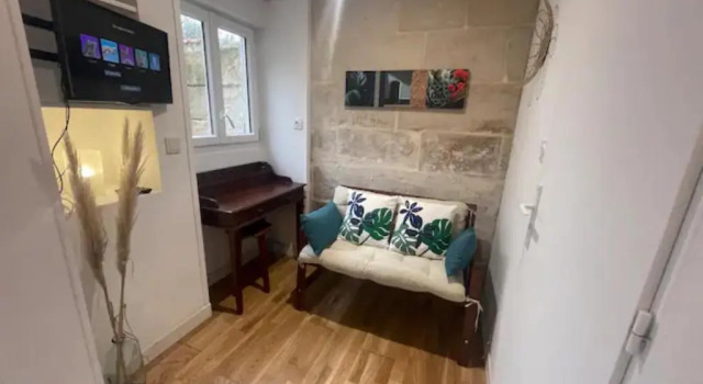 Апартаменты с видом на сад Lescale Niortaise - Centre-ville - 10mn Gare - WIFI - Netflix