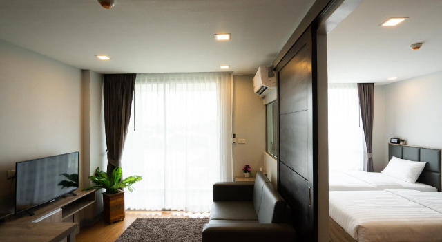 Номер Standard c 1 комнатой с балконом ONPA Hotel & Residence Bangsaen