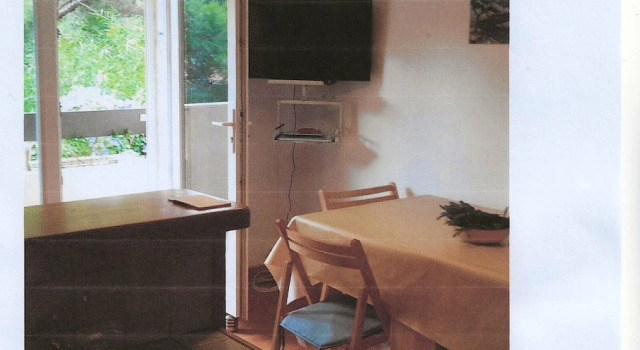 Apartment With one Bedroom in Bandol, With Furnished Terrace - 2 km From the Beach