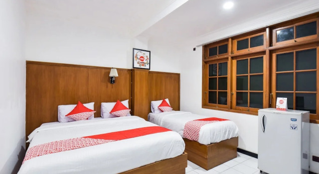 Люкс Sekar Ayu Hotel Malioboro Mitra RedDoorz