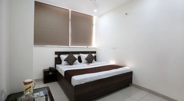 New DK Palace by OYO Rooms