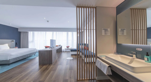 Люкс Holiday Inn Express Liyang Huafu by IHG