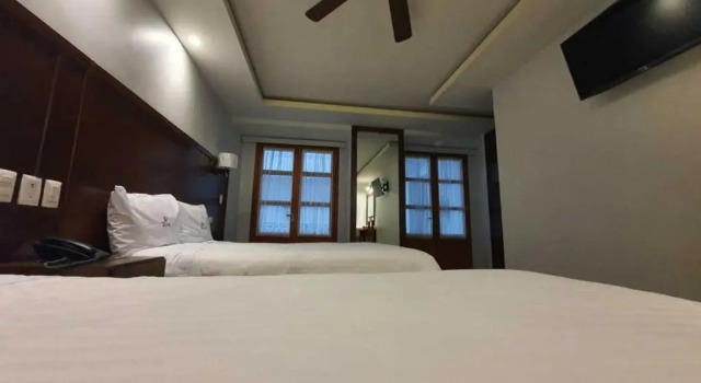 Полулюкс Deluxe Hotel Puebla Plaza