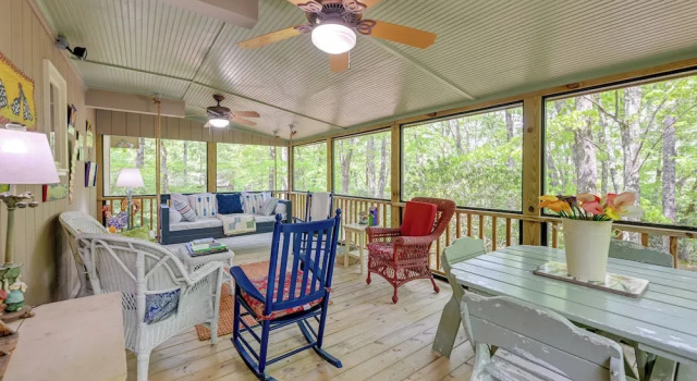 'smallwood' Cute Highlands Home w/ Screened Porch!, Buchen Sie Ferienhaus Highlands North Carolina