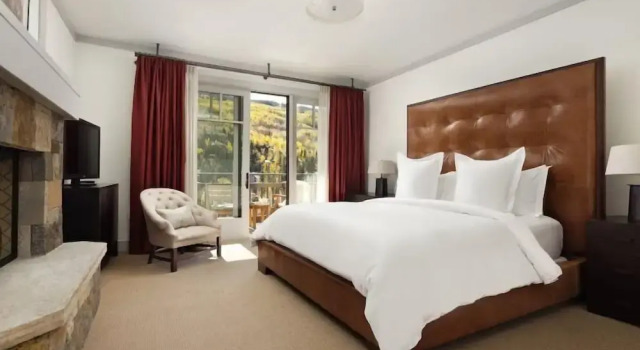 Luxury 3 Bedroom Residence At The Four Seasons In Vail Village, Забронировать Апартаменты/квартира Отели Вейл с парковкой, Парковка