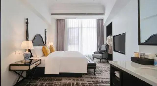 Люкс Luxury Jun Hotel (Jianshui Zitao Street）