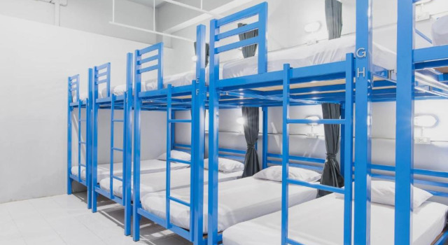 Кровать в общем номере Loftel Station Hostel