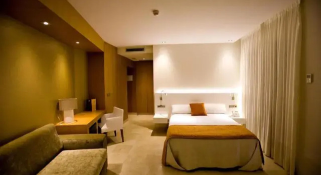 Двухместный номер Superior с балконом Hotel Barrameda