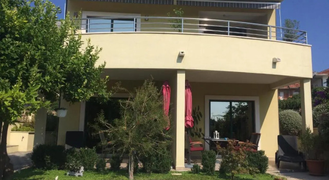 Apartmani Dora i Kati, Забронировать Отель Оребич Pelješac