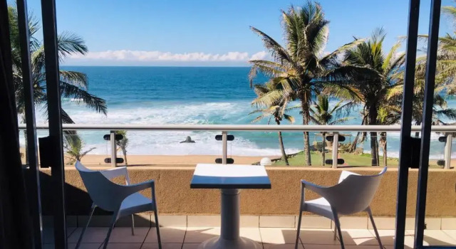 Двухместный номер Superior с балконом Salt Rock Hotel and Beach Resort