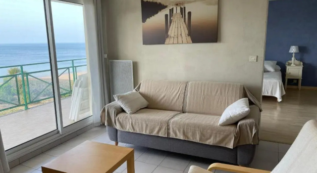Location de Vacances - PORNICHET- T2 CABINE FACE MER ACCES DIRECT PLAGE