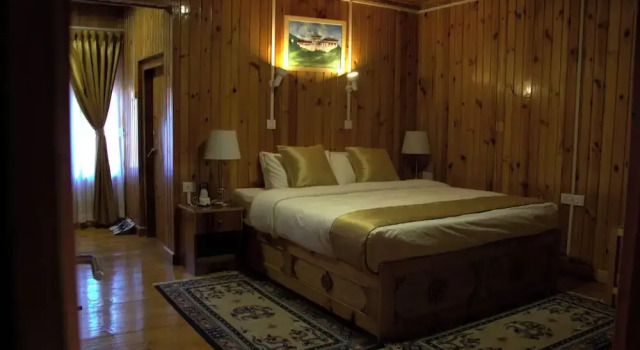 Kaila Guest House, 예약 게스트하우스 Trongsa 조식 포함 호텔, 아침 식사