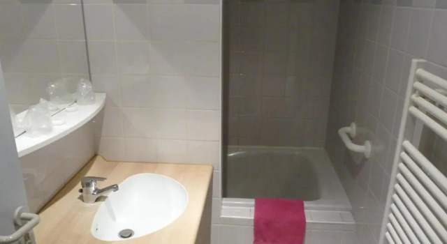 Двухместный номер Standard Logis Hotel de la Gare