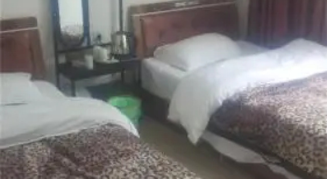 Canger Business Inn, Varaa Mini-hotelli Bome Tiibet