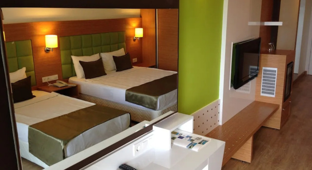Номер Superior с балконом Woxxie Hotel