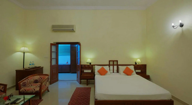 Hotel Sunrise Palace By Sky Stays, Réserver Hôtel Ambaji Gujarat