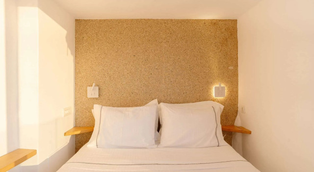 Anemos Cave Suites