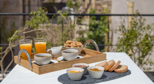 Люкс с балконом Allegory Boutique Hotel