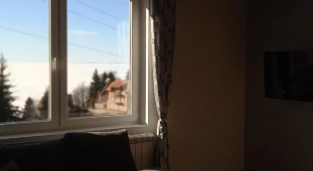 Iznad oblaka A3 kod Kraljevih čardaka Vikend naselje bb, Buchen Sie Ferienwohnung Kopaonik 