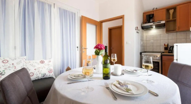Апартаменты с 2 комнатами с видом на море Apartments Lotea