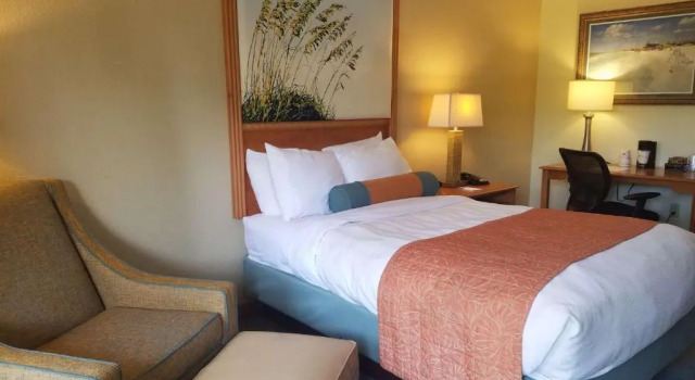 Номер Standard c 1 комнатой Spark by Hilton Sarasota Siesta Key Gateway